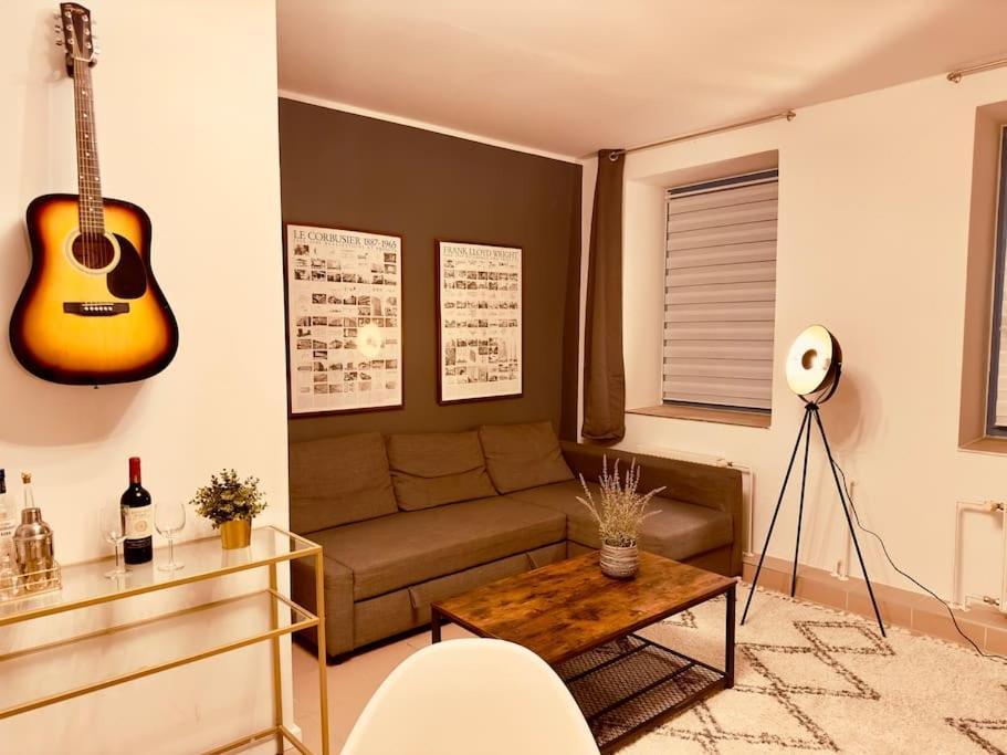 Appartement Loft With Gym - Kitchen / Wifi / Free Parking Berlijn