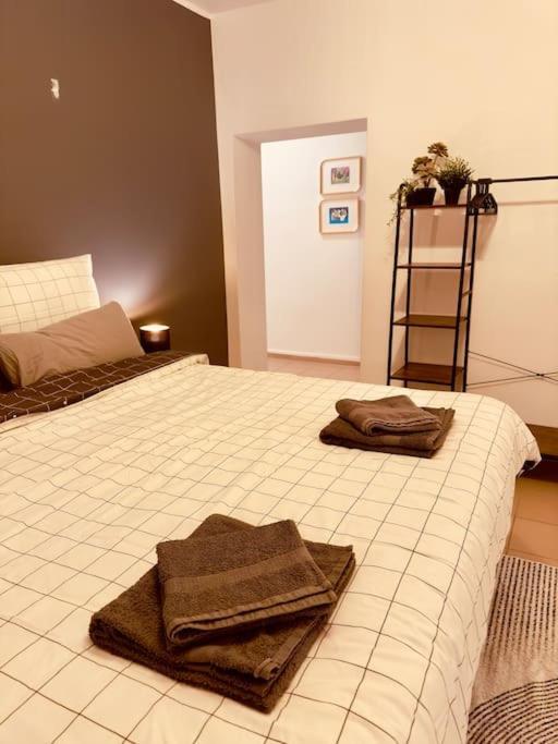 Appartement Loft With Gym - Kitchen / Wifi / Free Parking Berlijn