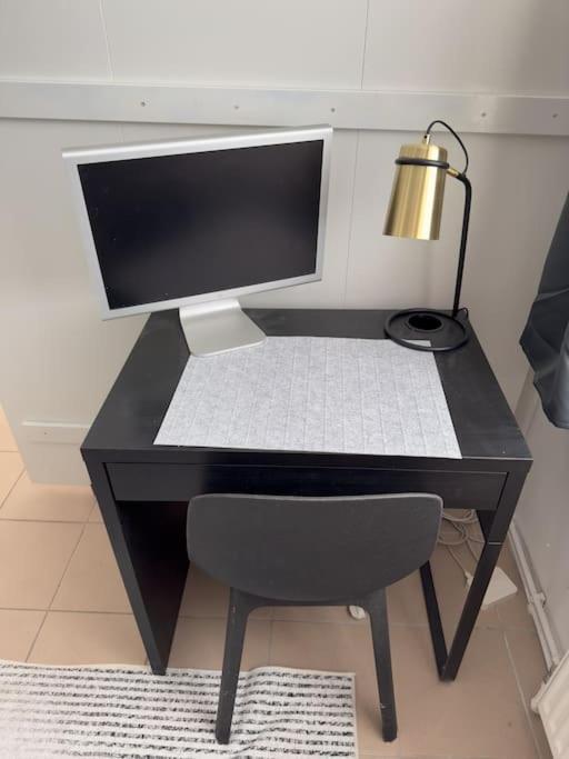 Appartement Loft With Gym - Kitchen / Wifi / Free Parking Berlijn